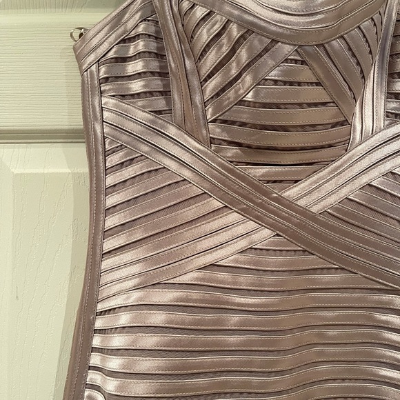 BCBG Dress size 4 - Picture 2 of 6